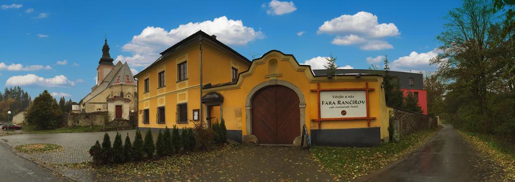 Hotel Fara Rancirov Jihlava Exteriér fotografie